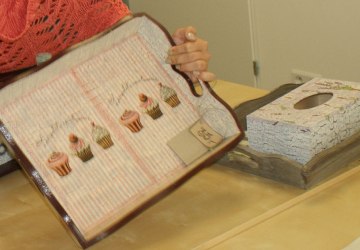 Klub Aktywnego Seniora - technika decoupage