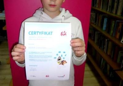 FunEnglish w bibliotece - kolejny certyfikat już wręczony