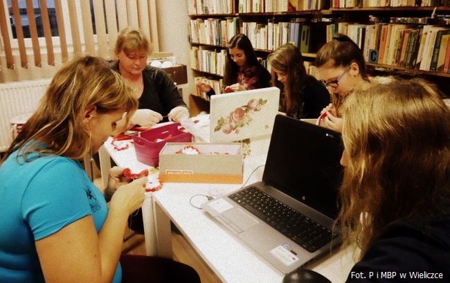 „Twórcze czwartki” w bibliotece