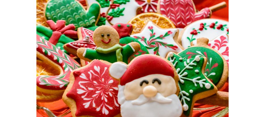 Świąteczne malowanie lukrem