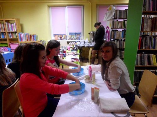 Dzień kobiet w bibliotece