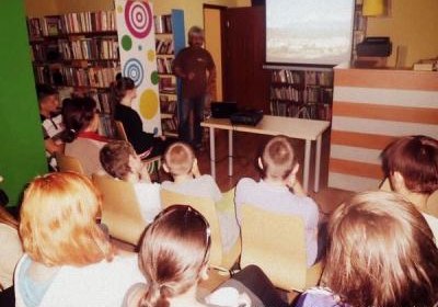 Biblioteka na krańcu świata - Albania