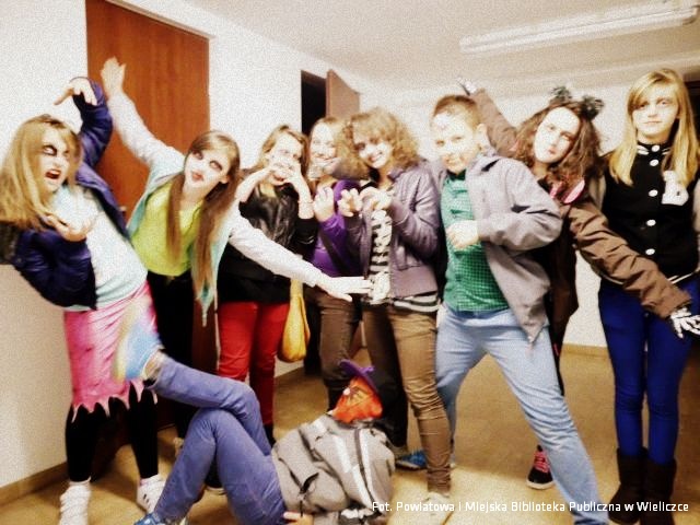 Halloween w bibliotece