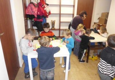 Tygryski na urodzinach pluszowych misiów