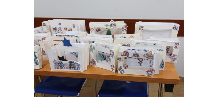 Inny wymiar książki – książka tunelowa