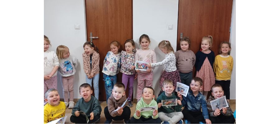 Wiewiórka Kitka ratuje drzewo