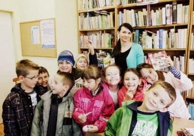II klasa odwiedza biblioteki w Raciborsku