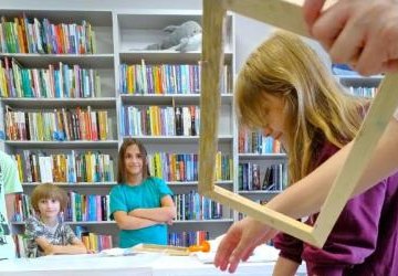 Zajęcia wakacyjne w bibliotece w Raciborsku