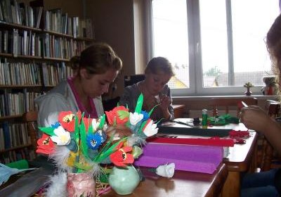 W czasie deszczu dzieci się nudzą? Na pewno nie w naszej bibliotece!