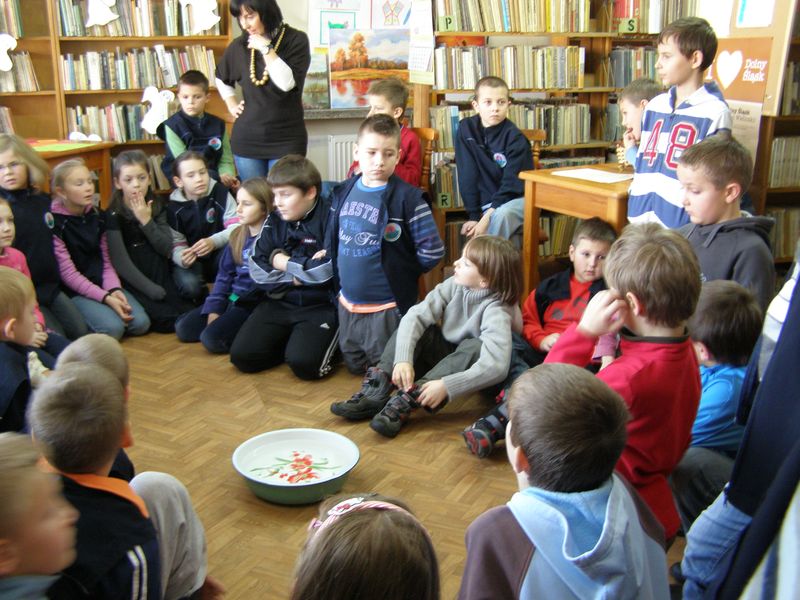Czary – mary w bibliotece