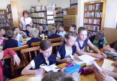 Z książką przez wieki