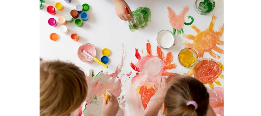 Feryjne spotkania w bibliotece w Węgrzcach Wielkich