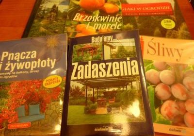 Zapraszamy miłośników ogrodów do skorzystania z oferty biblioteki