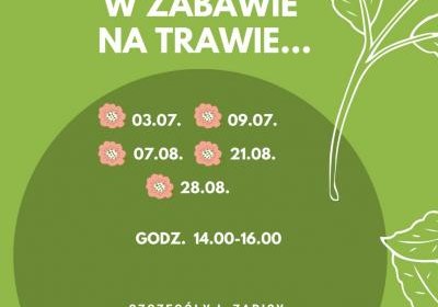 ZABAWA W ZABAWIE NA TRAWIE