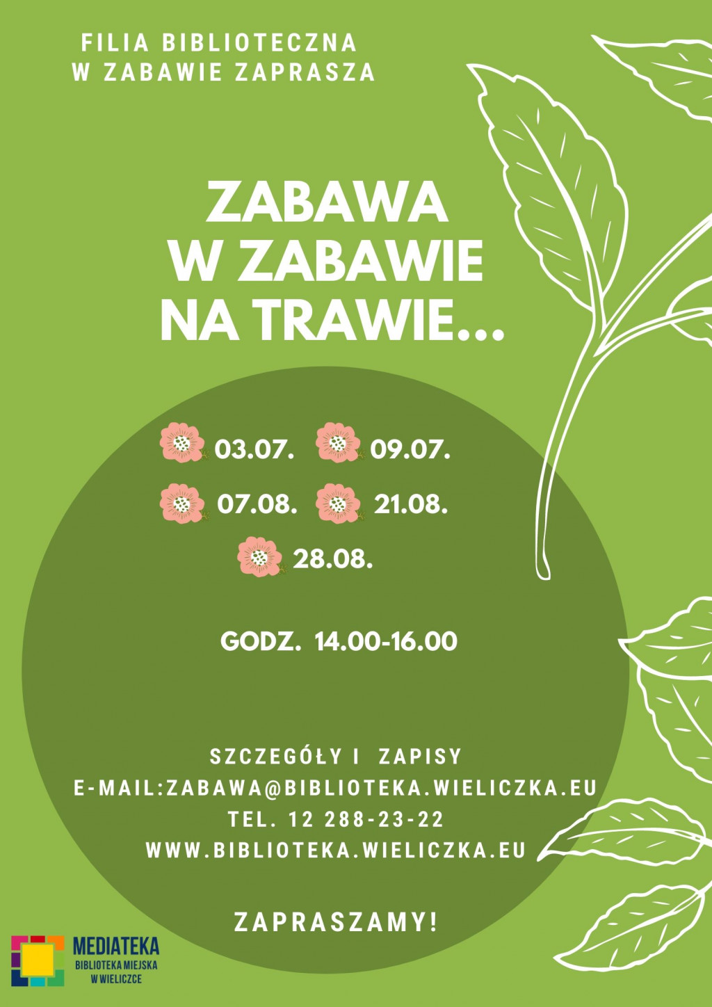 ZABAWA W ZABAWIE NA TRAWIE