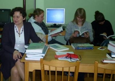 „Korzystamy z książek z indeksem” - lekcja biblioteczna