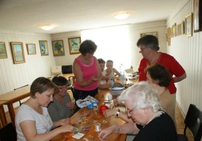 Klub Aktywnego Seniora - koralikowa biżuteria