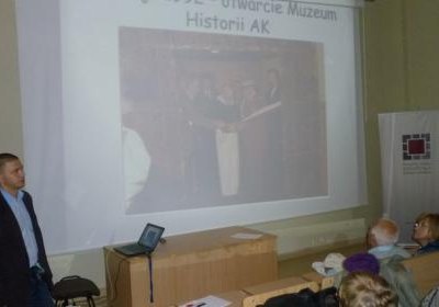 Poniedziałkowy Klub Seniora – Muzeum Armii Krajowej