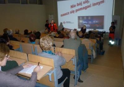Seniorzy z PKS nie boją się pomagać innym -  Spotkanie z ratownikami Malty Służby Medycznej