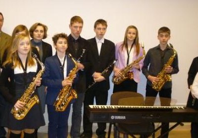 Koncert instrumentów dętych drewnianych w Poniedziałkowym Klubie Seniora