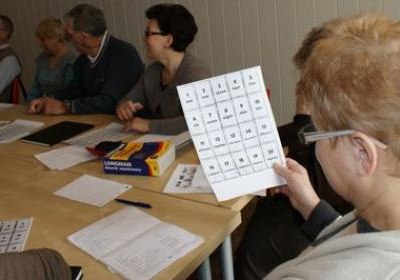 „Senior na językach” w wielickiej bibliotece