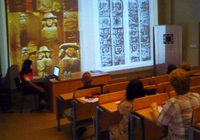 Największe odkrycia archeologiczne w Polsce w Poniedziałkowym Klubie Seniora