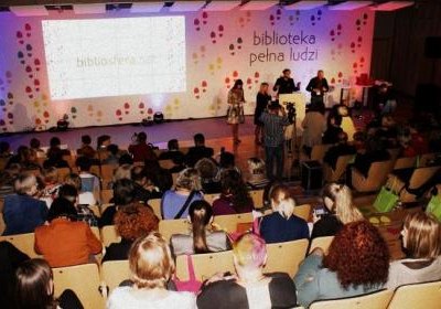 Wielicka biblioteka na kongresie „Biblioteka pełna ludzi” w Warszawie