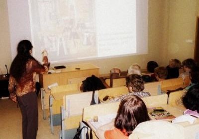 Historia sztuki w Poniedziałkowym Klubie Seniora