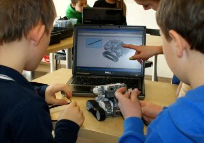 Warsztaty z robotyki w bibliotece – prowadzimy zapisy!
