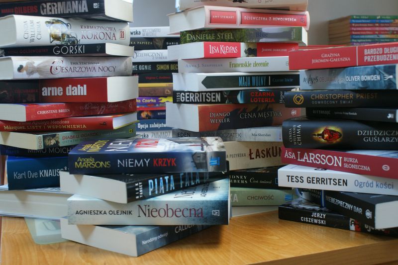 Wielicka biblioteka wzbogaca nowości wydawnicze 2016!