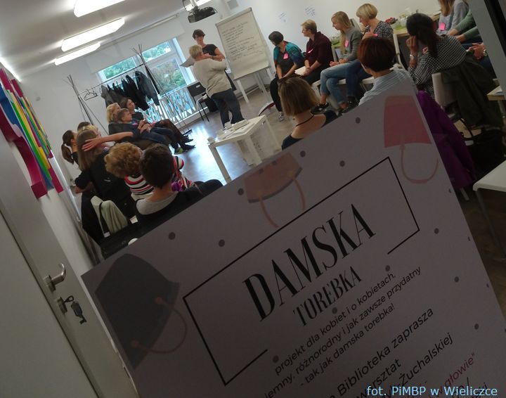 „Damska torebka” – to się jeszcze przyda…
