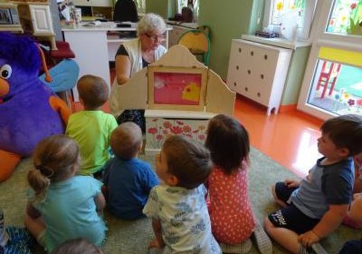 Bibliotekarze i Seniorzy dzieciom - część IV, Przedszkole Montessorek