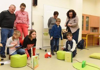 Witamy w naszej bajce, czyli biblioteczny dzień babci i dziadka