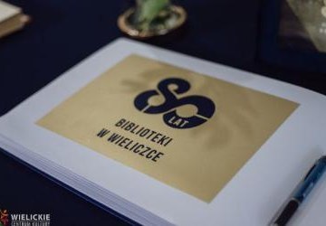 80 lat z pasją do książek – jubileusz wielickiej biblioteki