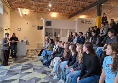 Odwiedziny w bibliotece