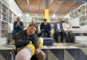 Wizyta podopiecznych ŚDS w Brzeziu w bibliotece